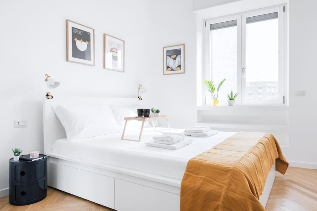 Easylife - Apartment With Balcony Near Navigli มิลาน ภายนอก รูปภาพ