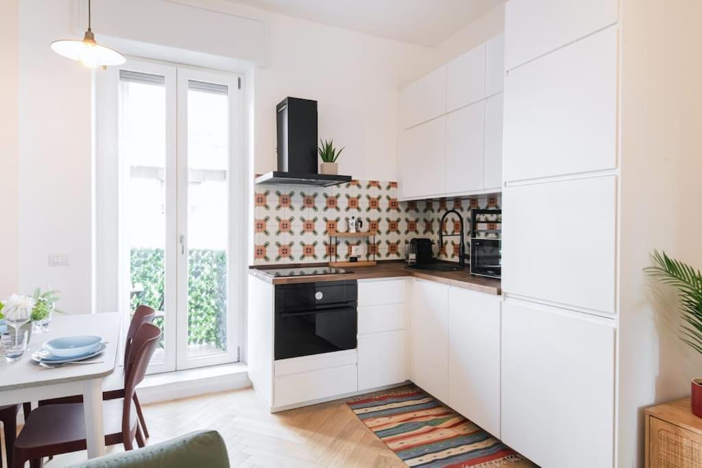 Easylife - Apartment With Balcony Near Navigli มิลาน ภายนอก รูปภาพ