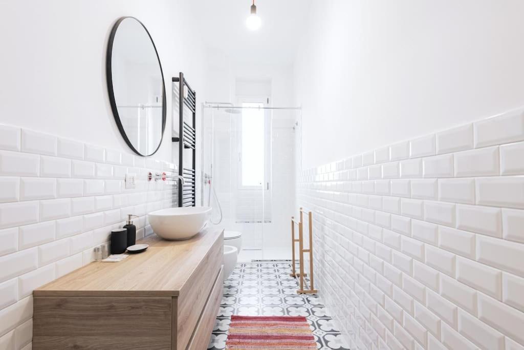 Easylife - Apartment With Balcony Near Navigli มิลาน ภายนอก รูปภาพ